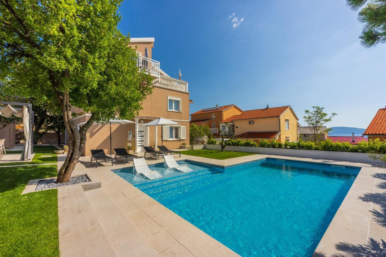 Apartments Panorama Novi Vinodolski Exterior photo